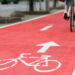 Transitar em ciclovias dá multa