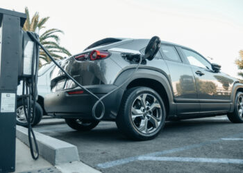 Carro elétrico tem desconto no IPVA