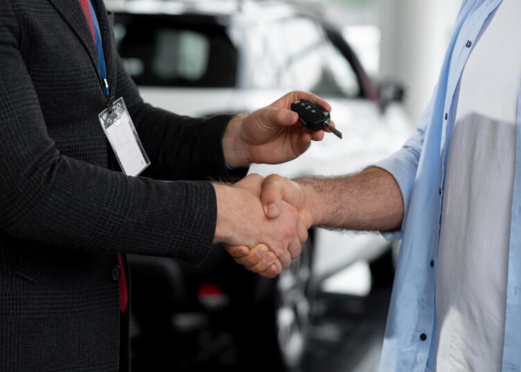 Vender carro alienado