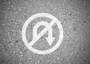 Multa por retorno proibido: descubra valor atualizado 2024