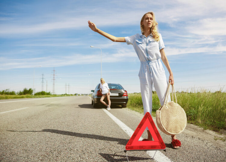 Como sinalizar o carro em pane na estrada