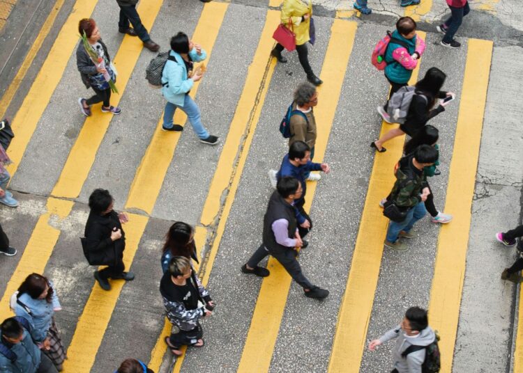 Conheça os principais deveres do pedestre no trânsito