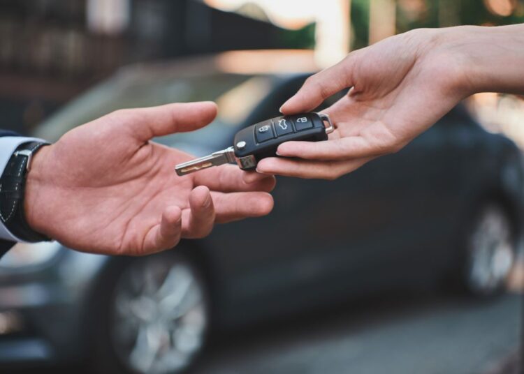 Não caia em golpe ao comprar carro usado! Confira nossas 4 dicas