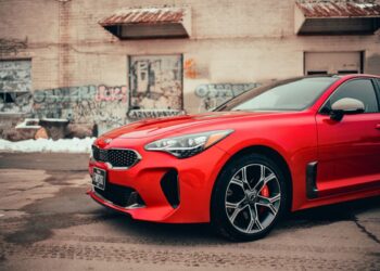 Rebaixar carro dá multa? Descubra agora