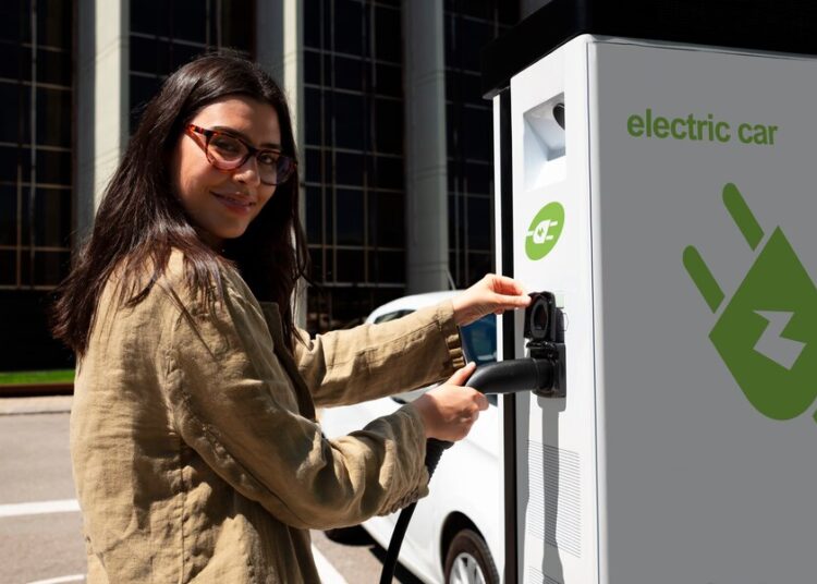 Carros elétricos chineses ficarão ainda mais baratos em 2024! DESCUBRA motivo!