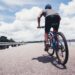 Segurança na Estrada: Qual a Distância Essencial para Ultrapassar Ciclistas?