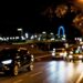 Farol alto na cidade: saiba se é permitido usar