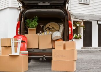 Porta-malas aberto dá multa? Veja o que diz o CTB