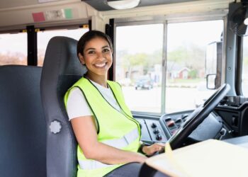 Qual requisito para ser motorista de van escolar?