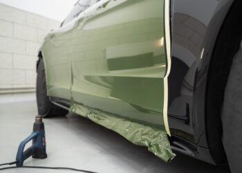 Veículo com Plotagem Entenda o que diz a Lei