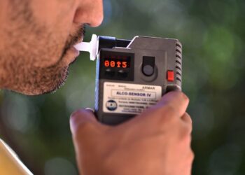 Vidas em Jogo Relaxamento da Lei Seca Resulta em Mais Acidentes de Trânsito!