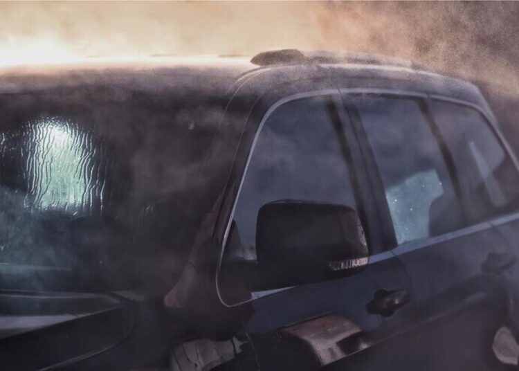 Vidro fumê no carro: saiba se é permitido