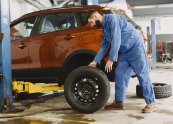 Quando fazer revisão no carro? Entenda agora