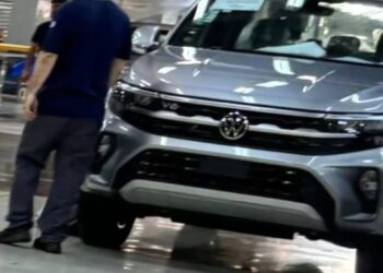 Veja detalhes sobre a Amarok 2025