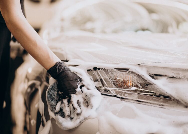Lave seu Carro como um Profissional com Essas 10 Dicas