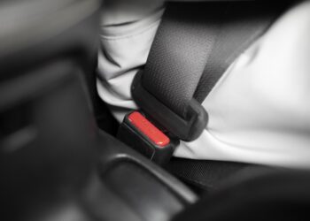 Cuidados com o Cinto de Segurança: Proteja Sua Vida e a de Seus Passageiros