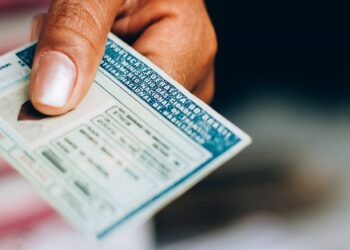 CNH Vencida: Saiba se o DETRAN Pode Reter na Renovação