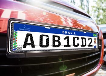 Placas veiculares: Por que o Brasil não adota o sistema de placas do proprietário?