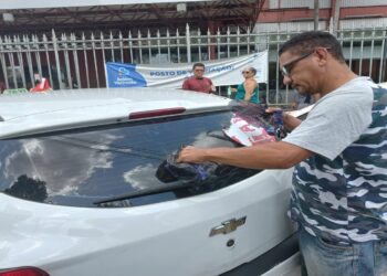 Adesivo Eleitoral no Carro: Você pode estar correndo risco de multa!