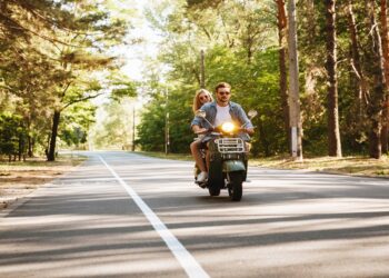 Descubra as 4 regras de trânsito que Motociclistas ignoram e colocam em risco a própria vida