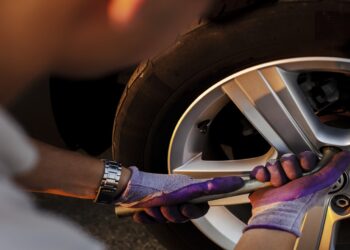 Modificação inocente nos Freios Descubra agora se pode anular a garantia do seu carro