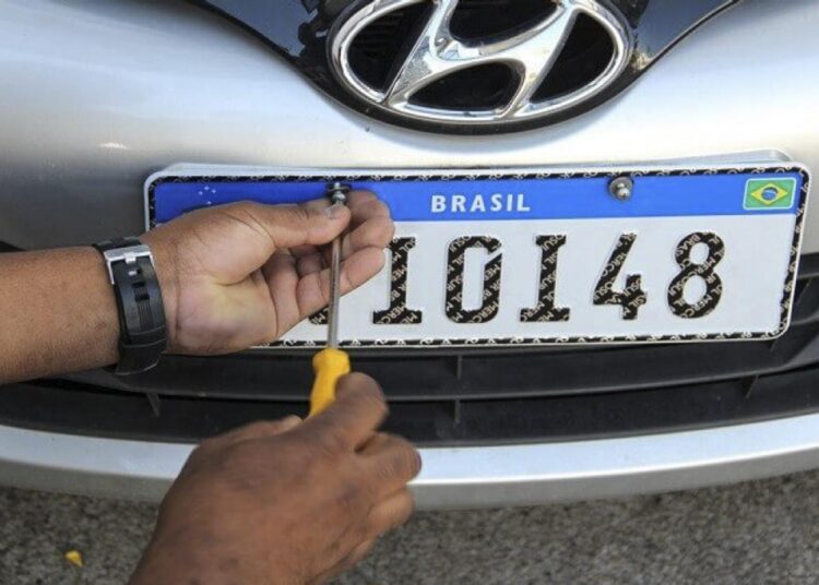 Prazo para a troca de placa Mercosul