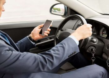 10 Erros Comuns ao Dirigir: Evite estas falhas para garantir sua segurança no trânsito