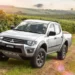 Mitsubishi L200 Triton, um dos carros mais seguros do Brasil, avaliado com nota máxima nos testes de segurança.