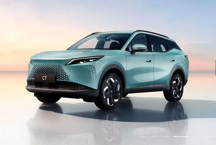 SUV chinês Omoda Jaecoo 7, representando o crescimento das vendas de carros chineses no Brasil.