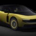 Ferrari Luce amarelo, primeiro elétrico da marca italiana, em fundo escuro com linhas futuristas e emblema do Cavallino Rampante