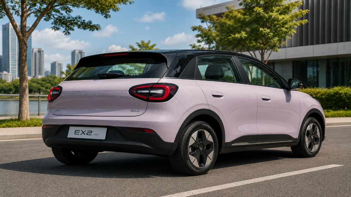Representação do Geely EX2 Max visto de trás em via urbana, elétrico submetido a teste de uma semana com 700 quilômetros percorridos e medição de autonomia entre cidade e estrada