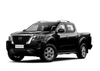 Carro Nissan Frontier preto e fundo branco.