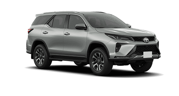 Toyota SW4 prata e fundo branco.