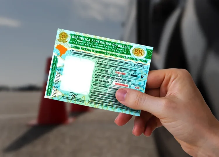 CNH em destaque para ilustrar nova regra de peso para veículos elétricos e híbridos.